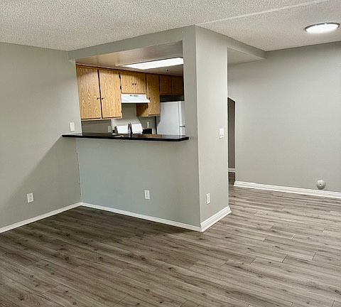 3rd image of 1021 S Soto St APT 109