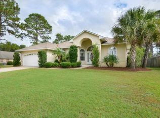 1564 Stanford Rd, Gulf Breeze, FL 32563