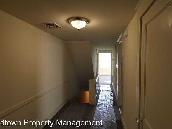 4th image of 2429 N 2nd St APT 2
