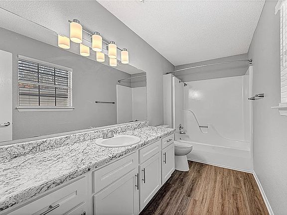 5th image of 3134 N Kensington Ct #3134