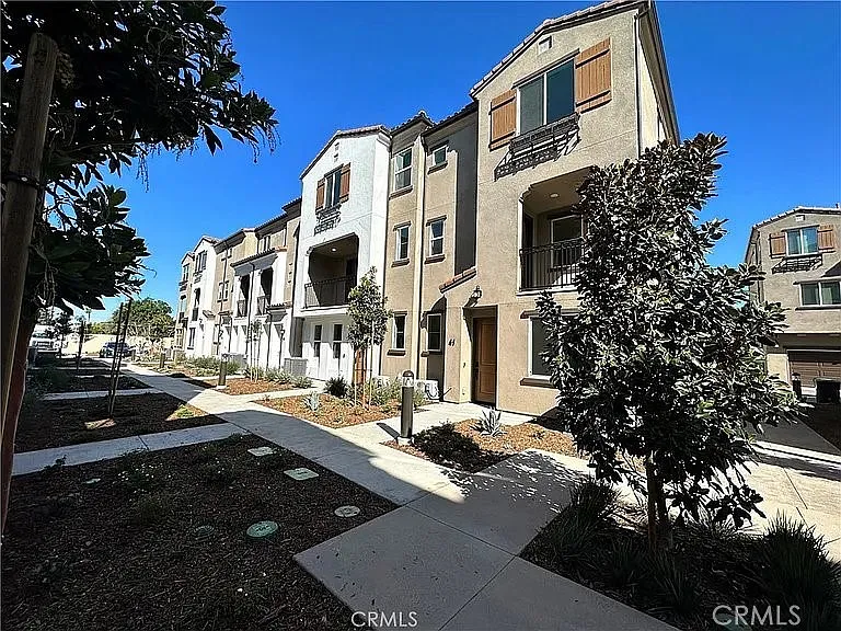 2317 W Broadway #41 — Photo 12