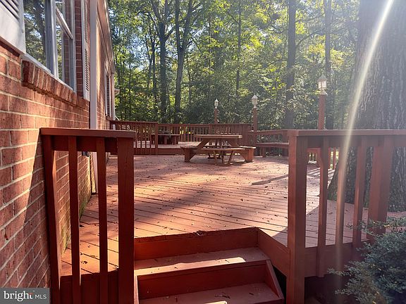 3rd image of 7382 Woodhaven Dr