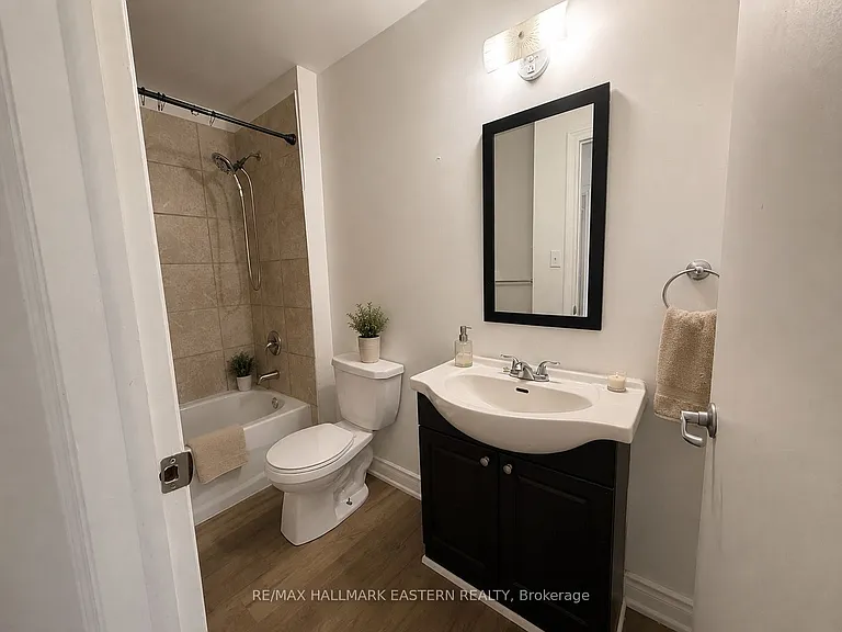 129 Main St #6 — Photo 7