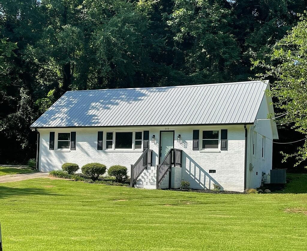 212 Hodge St, Abbeville, SC 29620 MLS 125546 Zillow