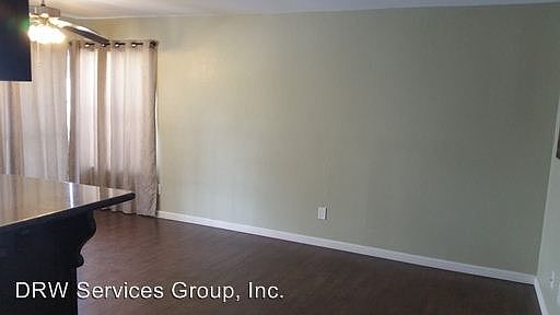 5th image of 1596 Howard Ave