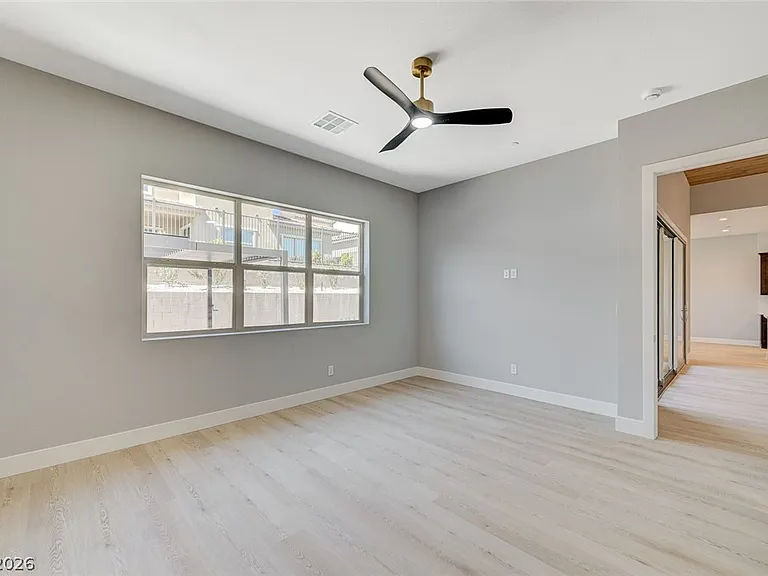 131 Robledo St — Photo 30