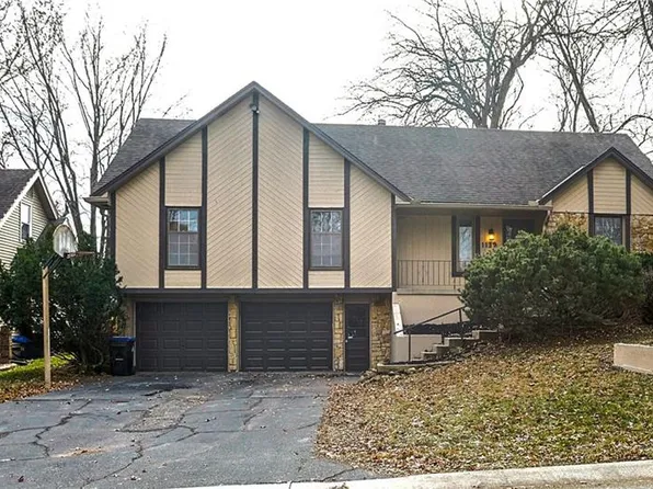 1139 NE Columbus St, Lees Summit, MO 64086
