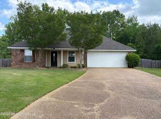 249 John Martin Dr, Brandon, MS 39047