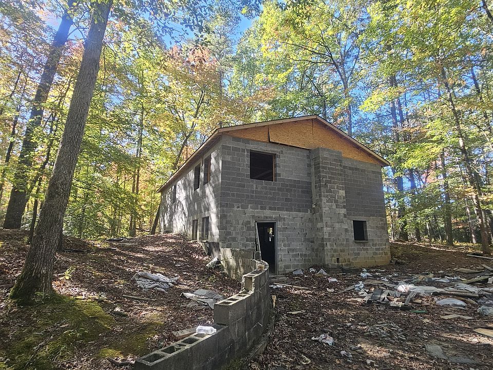 1st image of 664 Windstone Dr
