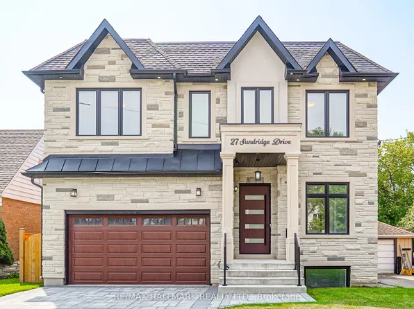 27 Sundridge Dr, Toronto, ON M1L 2J4