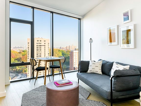 5th image of 196 Willoughby St APT 29D