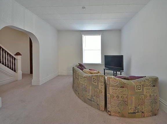 2nd image of 4418 Delor St