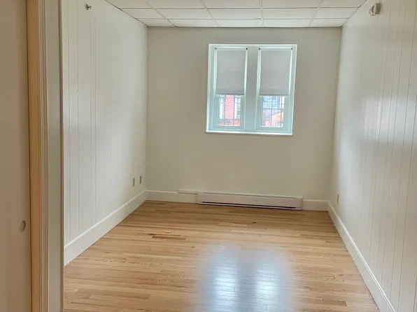 272 Newbury St, Boston, MA