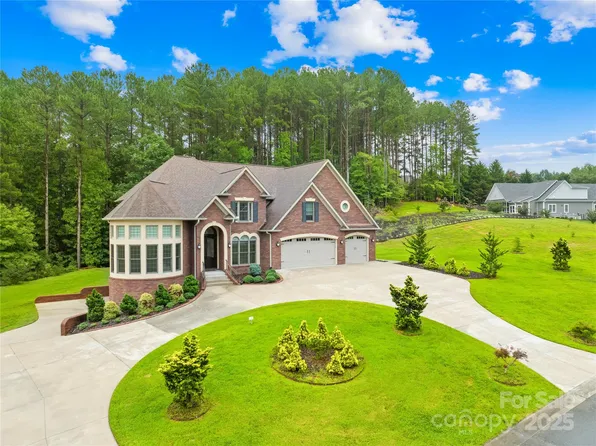 4 Royal Vista Way, Granite Falls, NC 28630