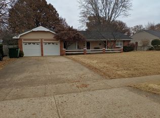 2505 Mockingbird Ln, Ponca City, OK 74604