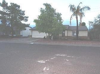 1st image of 1002 W Greenway Dr