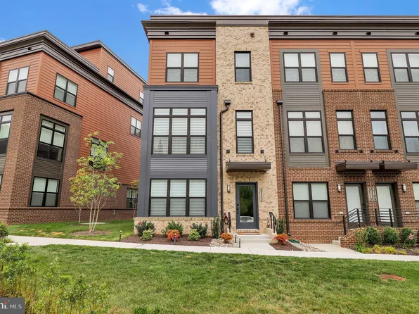 3112 Royal Fern Pl, Rockville, MD 20852