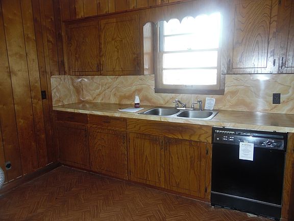 5th image of 163 Mount Carmel Dr