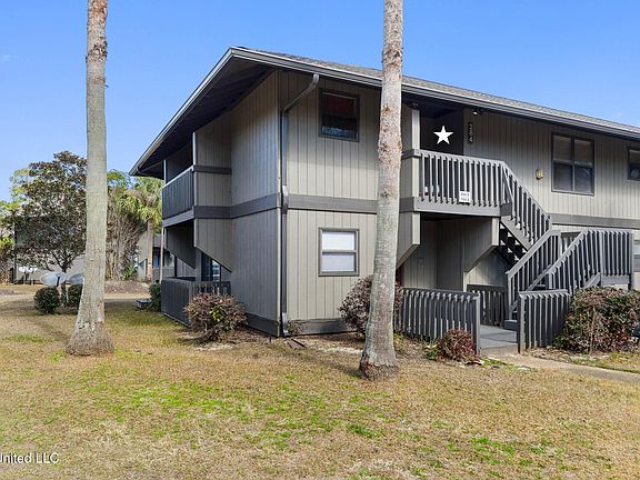 2nd image of 284 Lanai Vlg #Z