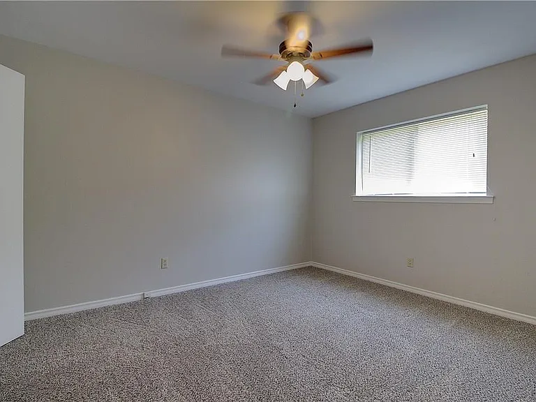 7708 Dentcrest Dr — Photo 13