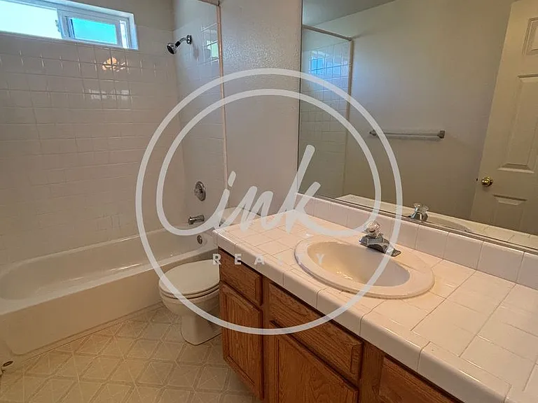 1481 Harvest Ave — Photo 12