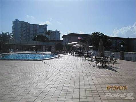 3rd image of 1501 NE Miami Gardens Dr APT 143