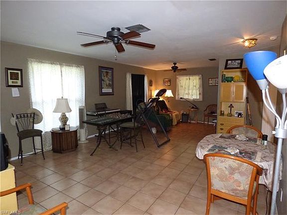 5th image of 1102 Williams Ave