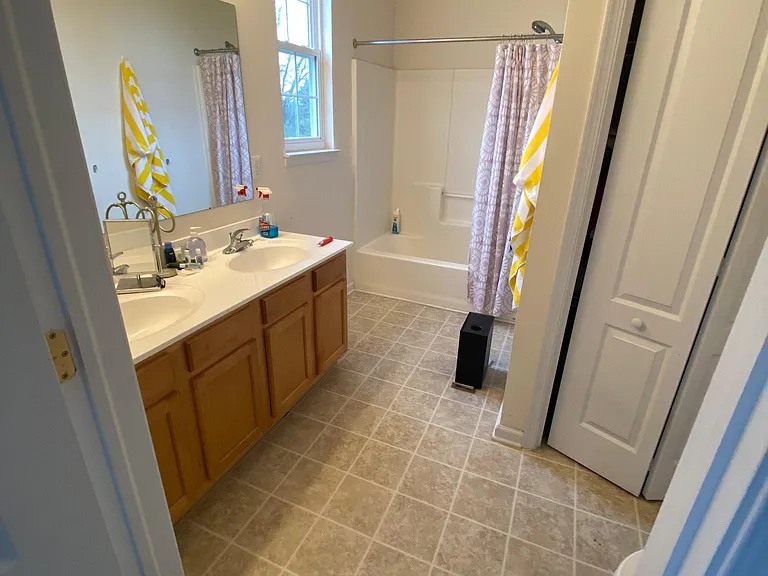 Meadow Lark Dr — Photo 16