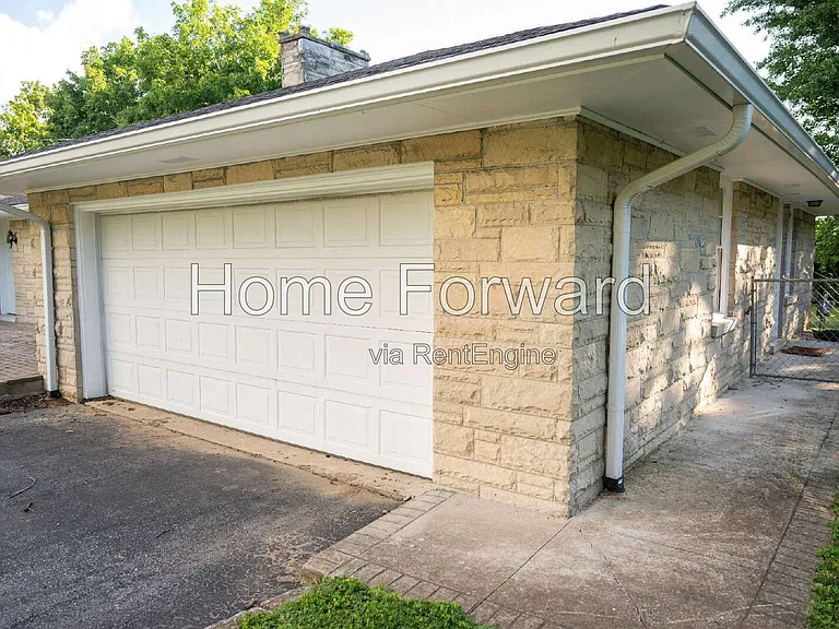 517 N 3rd St — Photo 59