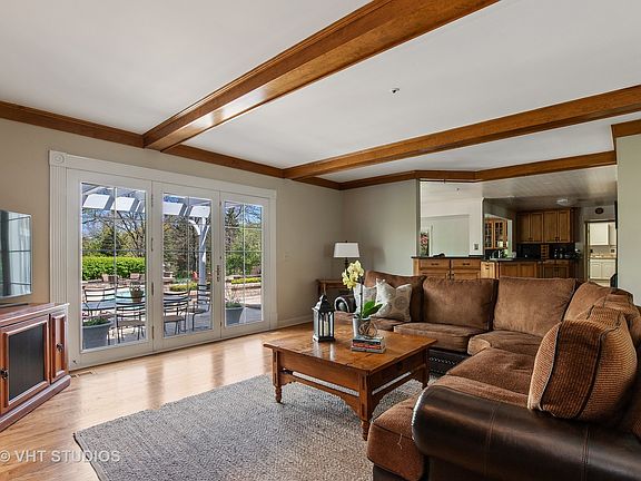 5th image of 4421 Stonehaven Dr