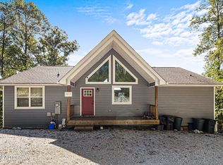 679 Waterfront Trl, La Follette, TN 37766