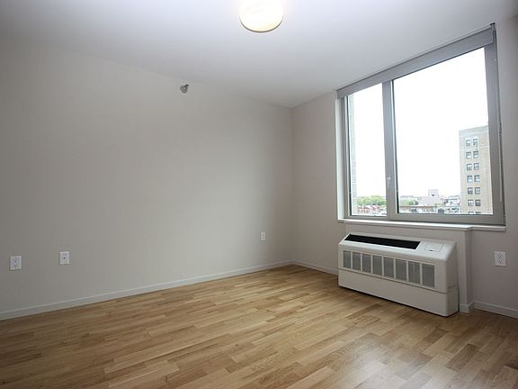 3rd image of 505 Saint Marks Ave APT 8M