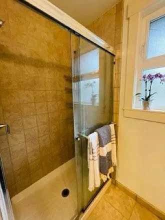 1574 Parkview Dr NE #10 — Photo 16