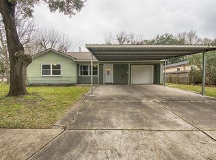924 Trimm Ave, Pasadena, TX 77502
