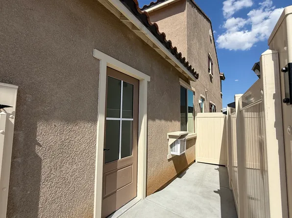 29742 Laurel Ct, Menifee, CA 92584