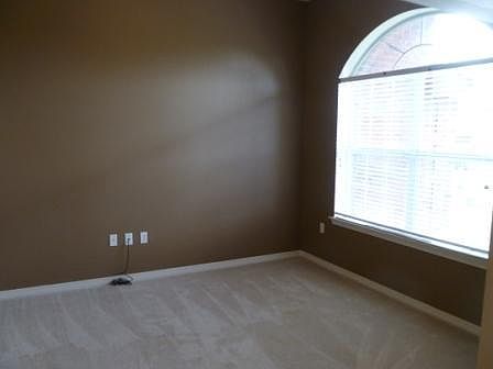 4th image of 2721 Shoni Dr
