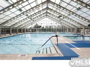 9 Heathersway Ct, Lakewood, NJ