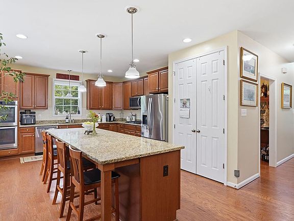 2nd image of 12 Whistler Way