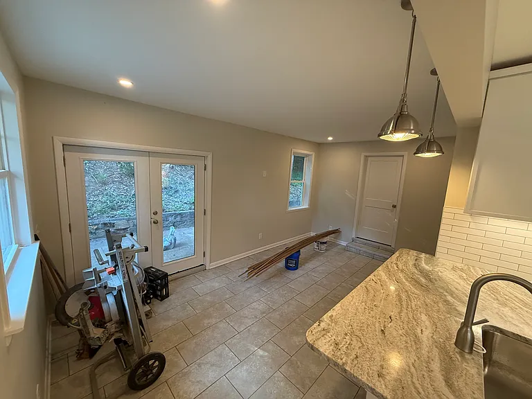 2825 Ridgemont Dr — Photo 6