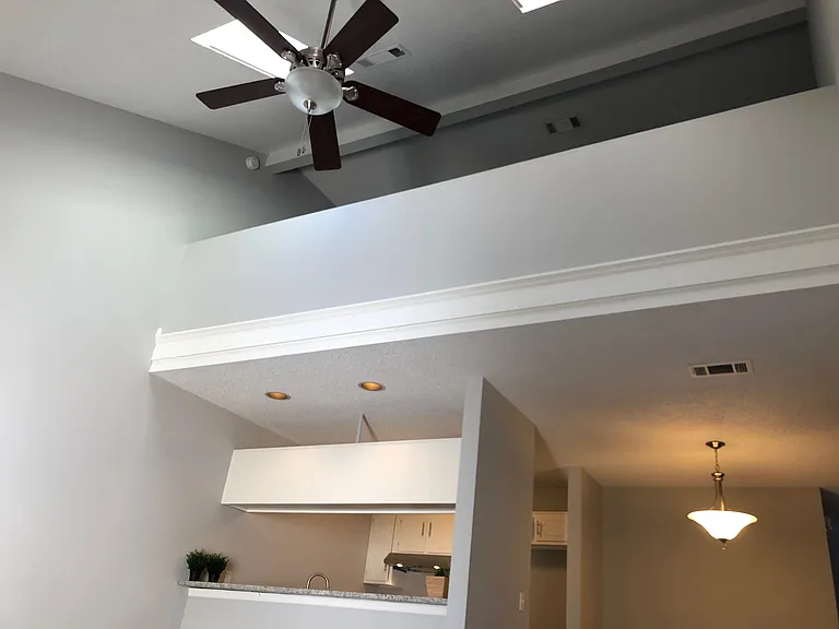 340 Yorkshire Cir — Photo 11
