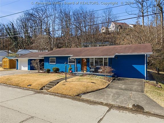 4th image of 877 Valley Pike Dr