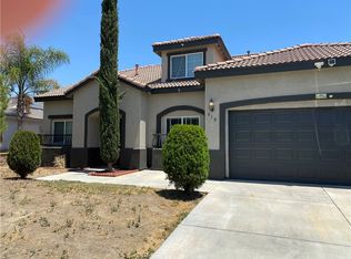 810 Shiraz Dr, Hemet, CA 92545