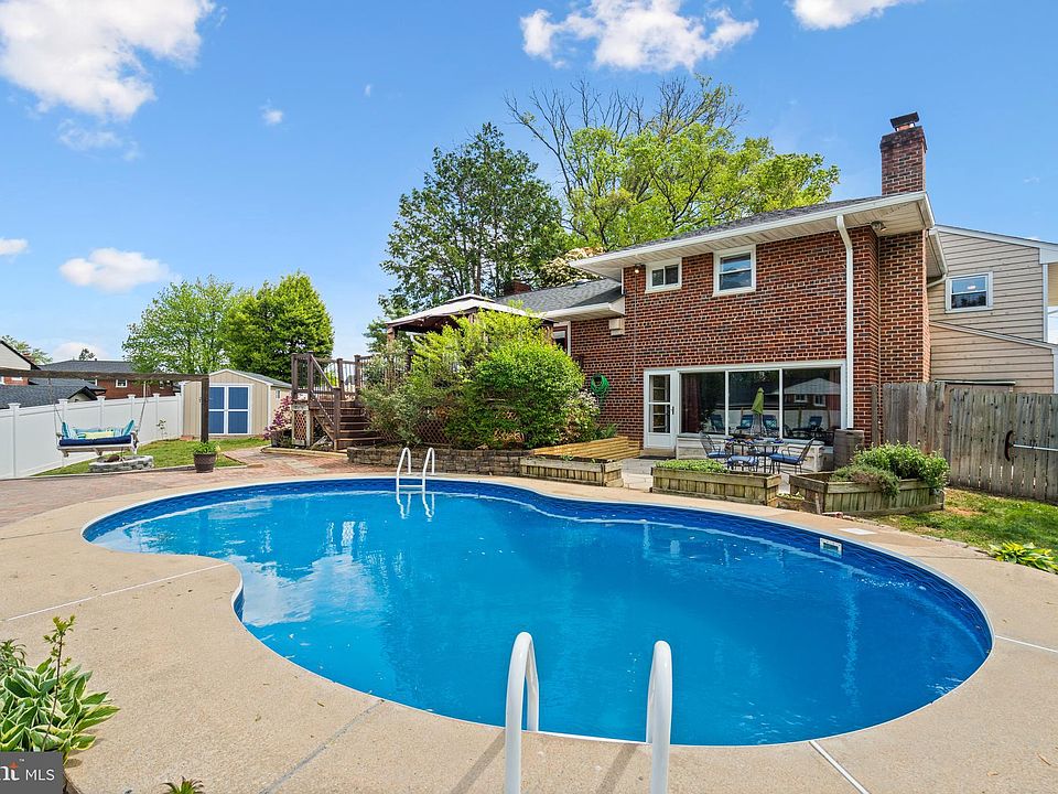 1st image of 5800 Flaxton Pl