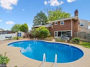 5800 Flaxton Pl, Alexandria, VA 22303