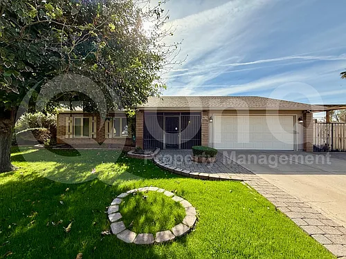 967 W La Jolla Dr Photo 1