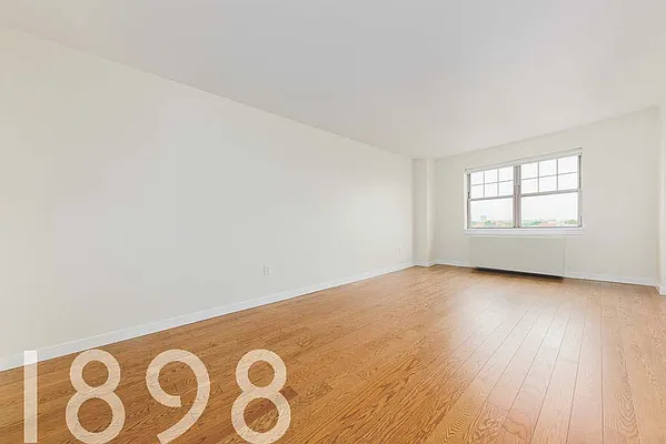 Rented by A&E Real Estate Management | media 19