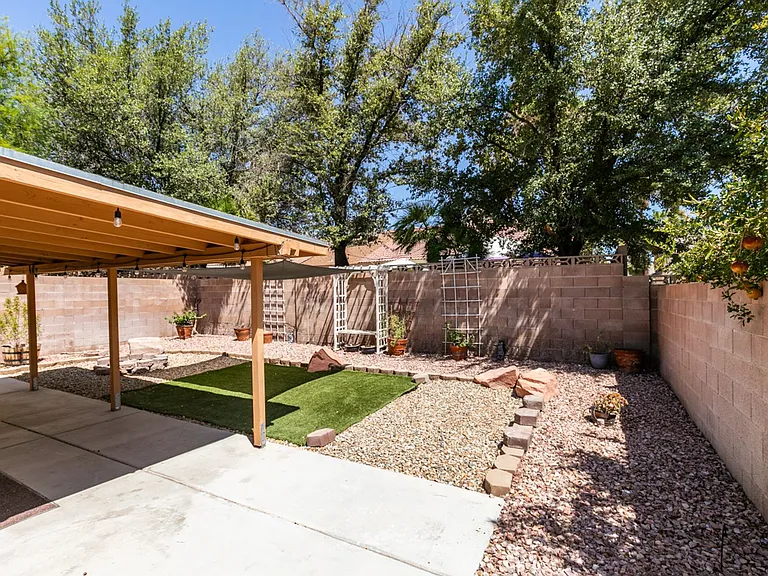 2842 Preciso Ln — Photo 22
