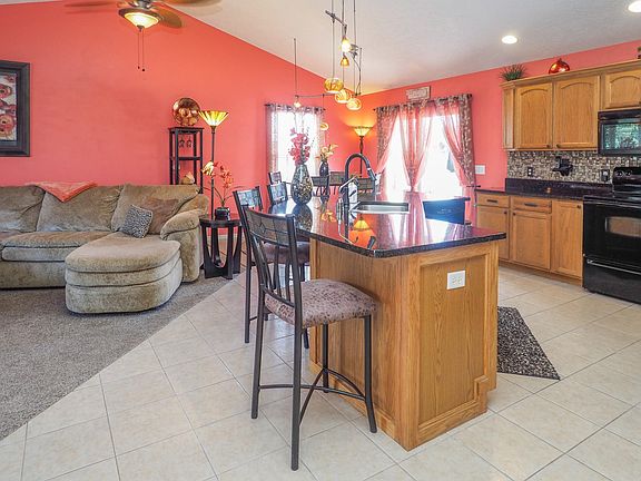 6038 Wheatlands Ave-104