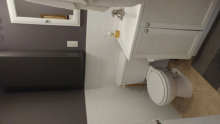 Rented by REZI | media 8