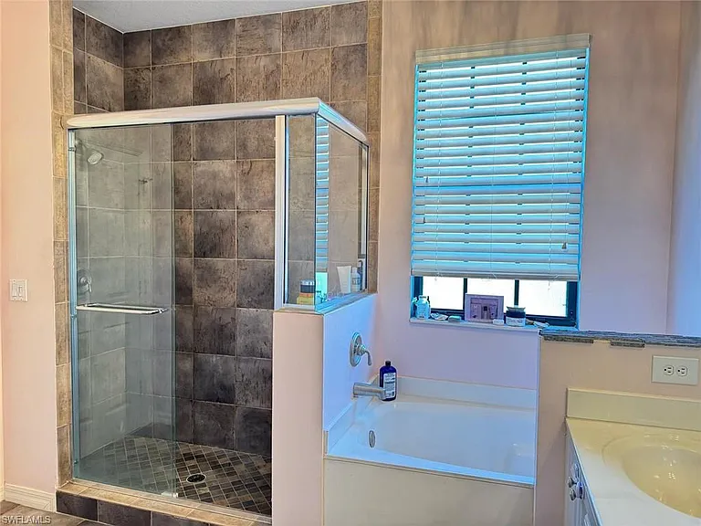 15582 NE Summit Place Cir #405 — Photo 6